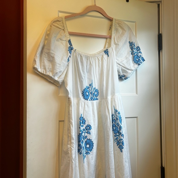 J. Crew Floral White Tiered Puff Sleeve Midi Dress - Size 4 - Picture 2 of 7